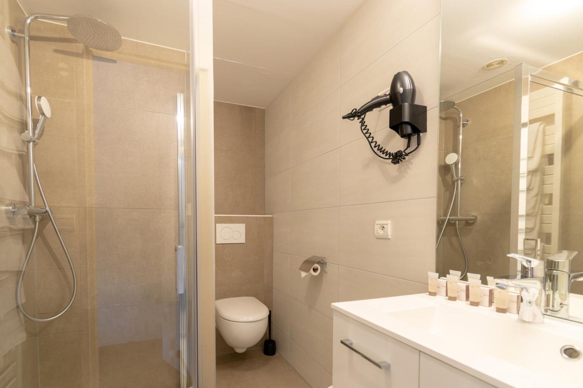 Hotel De La Poste Malbuisson Zewnętrze zdjęcie